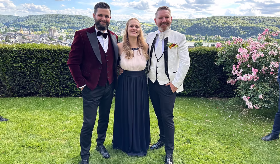 Regenbogenhochzeit
freie Trauung, Schloss Arenfels